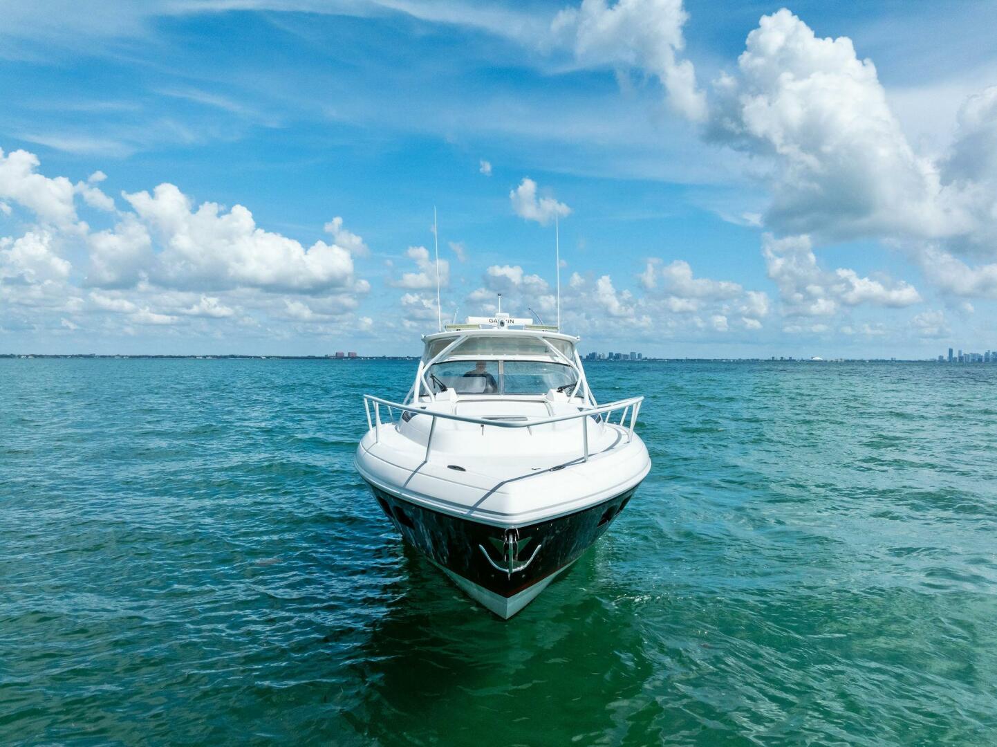 2018 Intrepid 430 Sport Yacht - Image 6