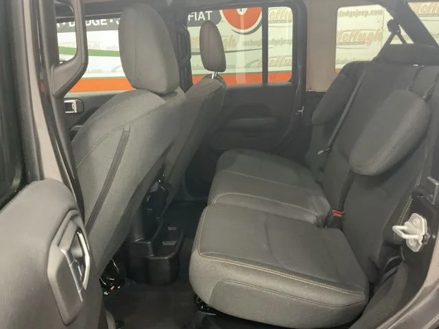 2025 Jeep Wrangler 4xe Sahara 4x4 - Image 9
