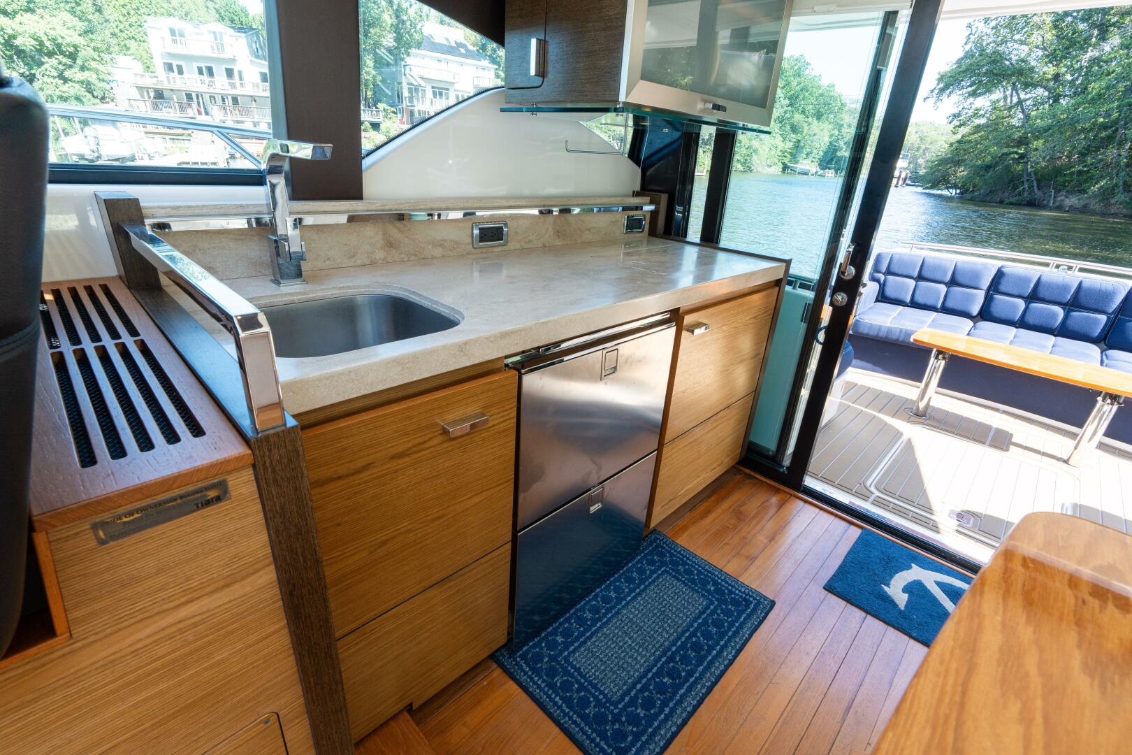 2015 Tiara Yachts 44 Coupe - Image 16