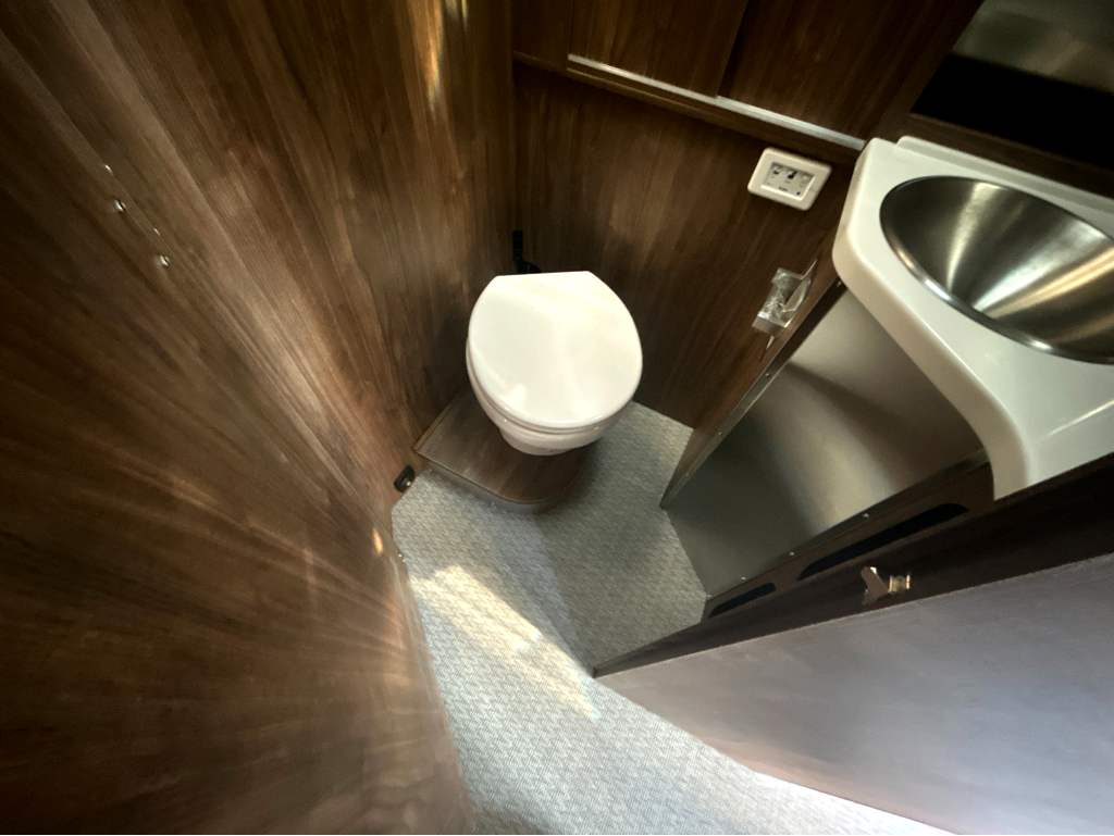 2027 AIRSTREAM ATLAS 25RT - Image 27