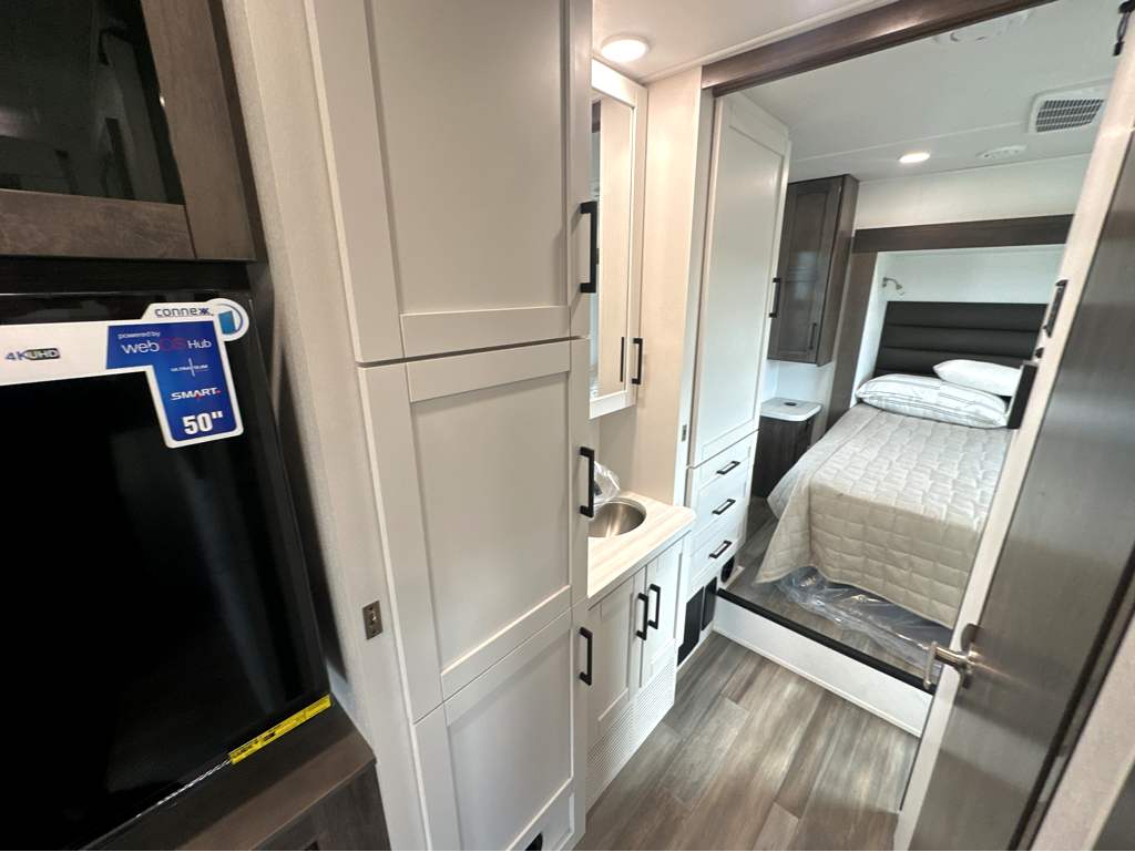 2026 JAYCO GREYHAWK 30Z - Image 24