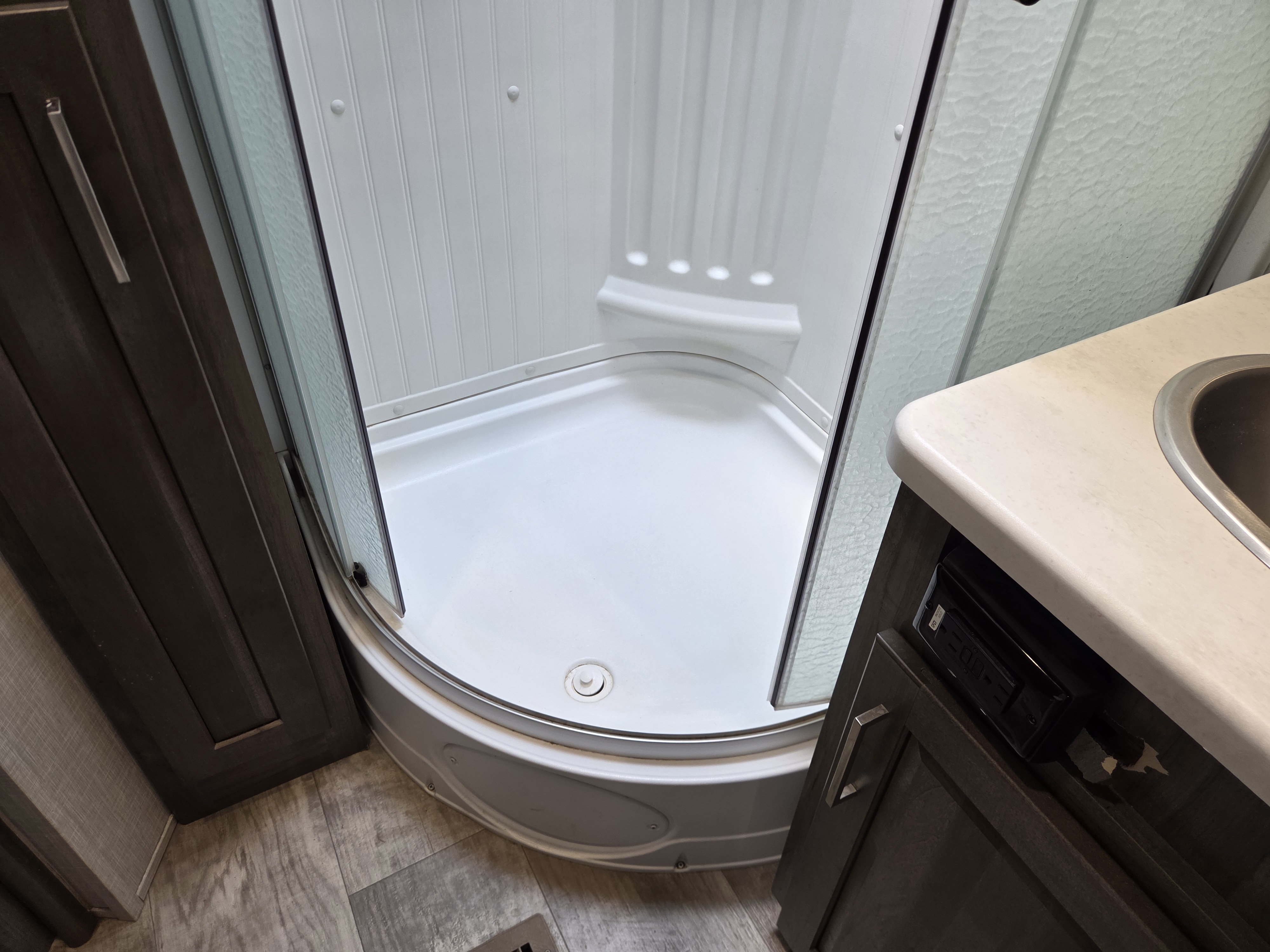 2022 Forest River Rockwood Signature Ultra Lite 8336BH - Image 24