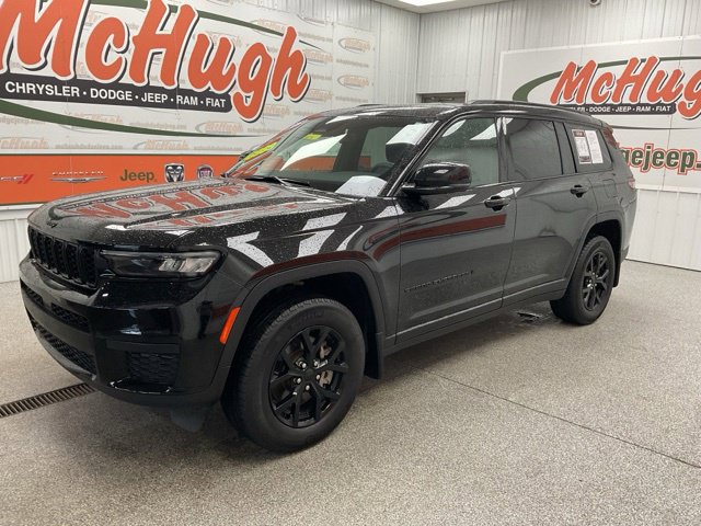 2025 Jeep Grand Cherokee L Altitude X 4X4 - Image 1