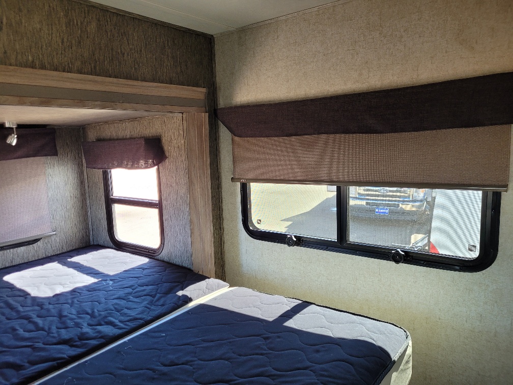 2018 Forest River Forester 2401R MBS - Image 20