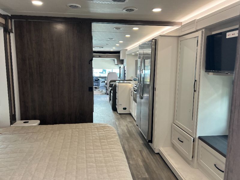 2026 Entegra Coach Vision XL 36C - Image 20