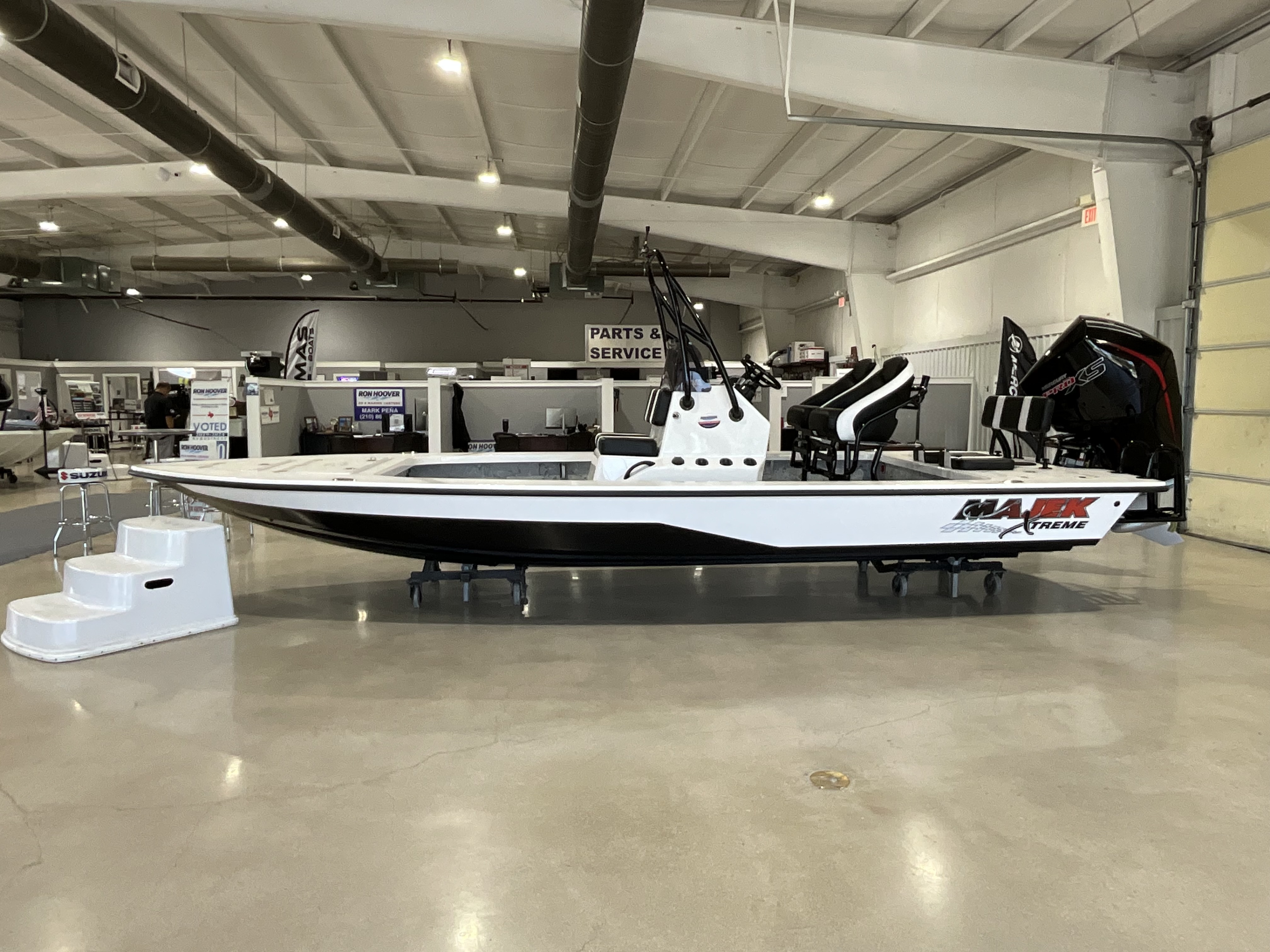 2026 Majek 22 Xtreme - Image 1