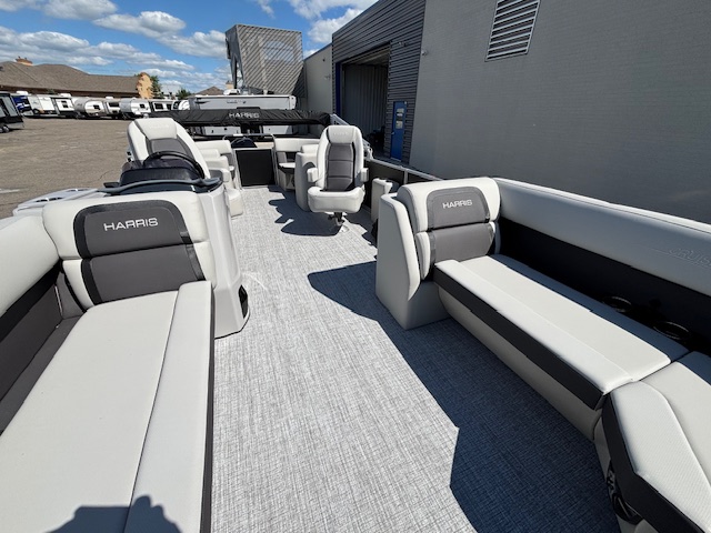 2025 HARRIS CRUISER 230 CWDH - Image 11