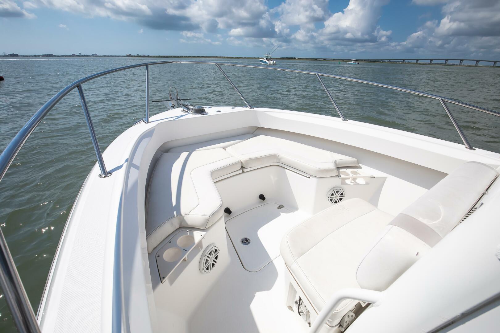 2010 Boston Whaler 250 Outrage - Image 8