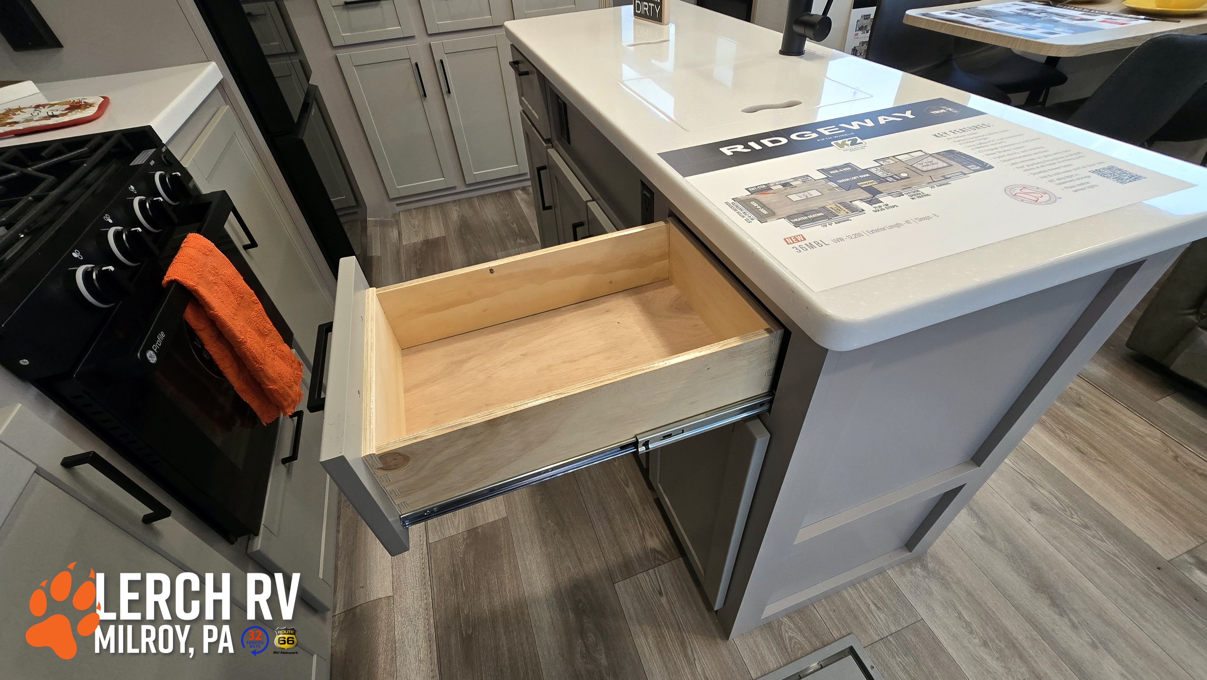 2027 KZ RV Ridgeway 36MBL - Image 26