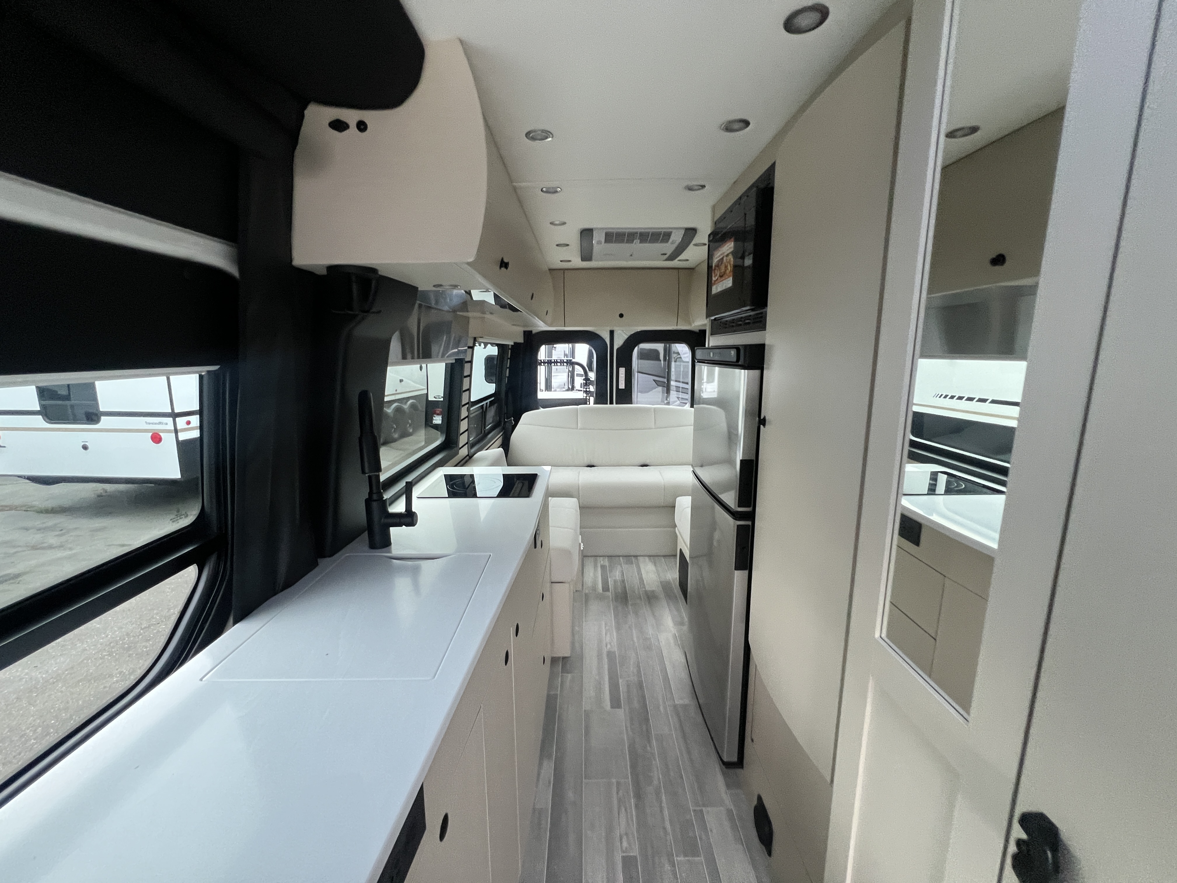 2026 PLEASURE WAY PLATEAU TS - Image 3