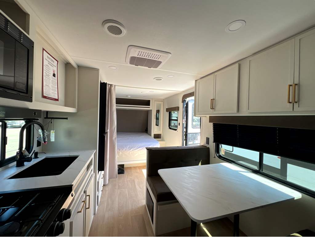 2026 GRAND DESIGN TRANSCEND 19BHX - Image 20