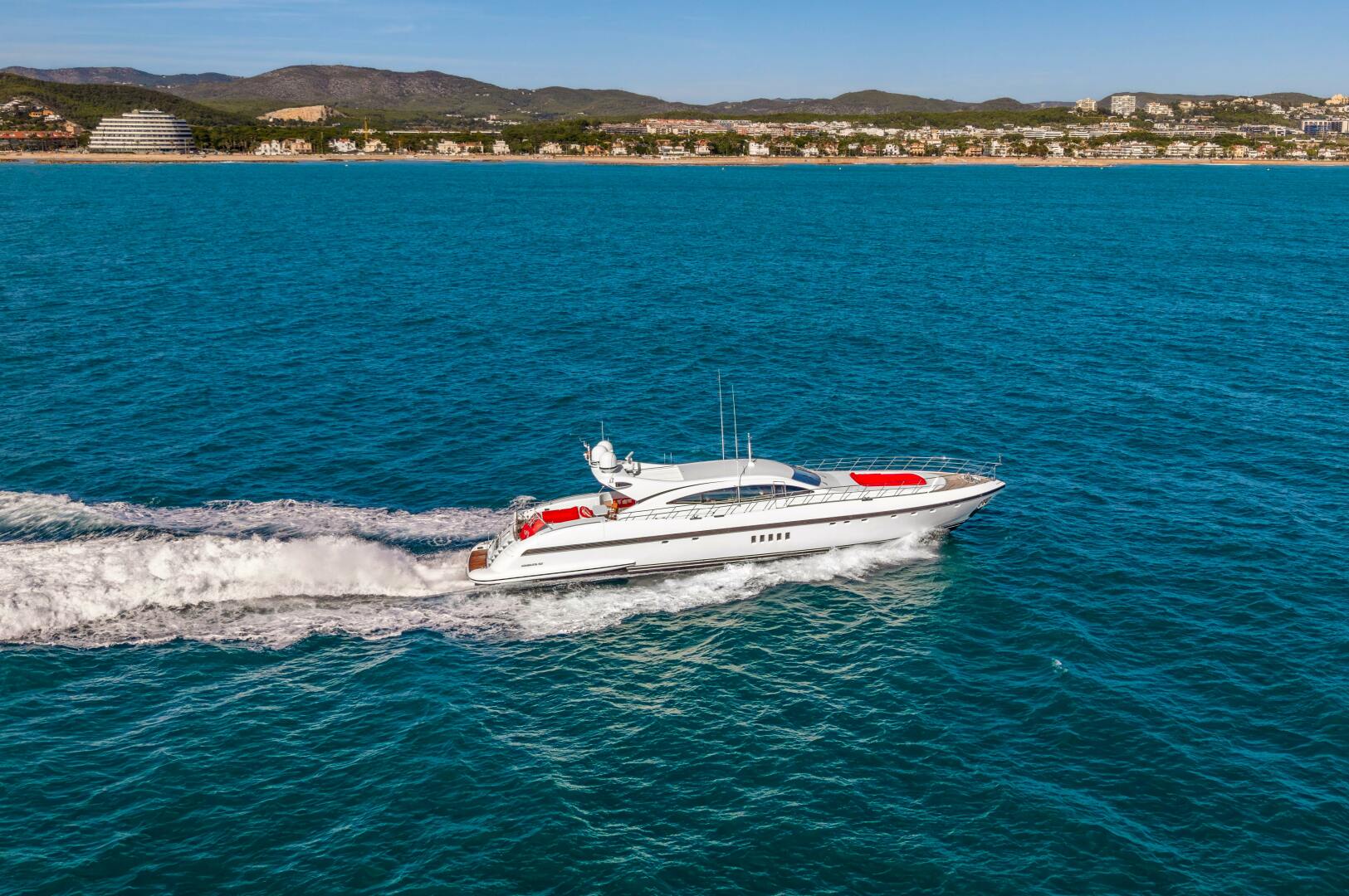 2008 Overmarine Mangusta 108 - Image 5