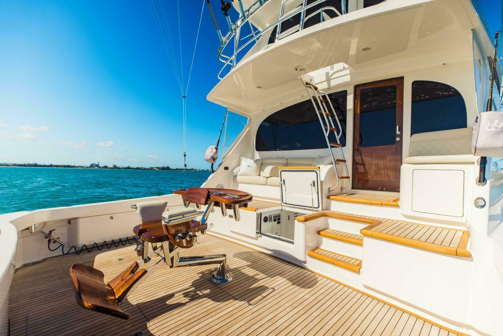 2020 Viking 72 Enclosed Bridge - Image 4