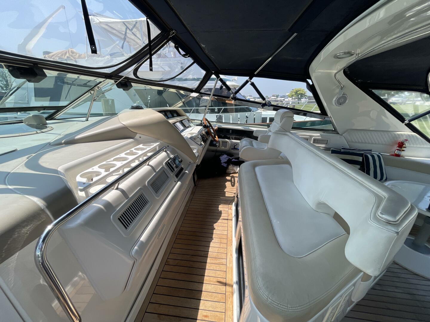 1998 Sea Ray 630 Super Sun Sport - Image 40