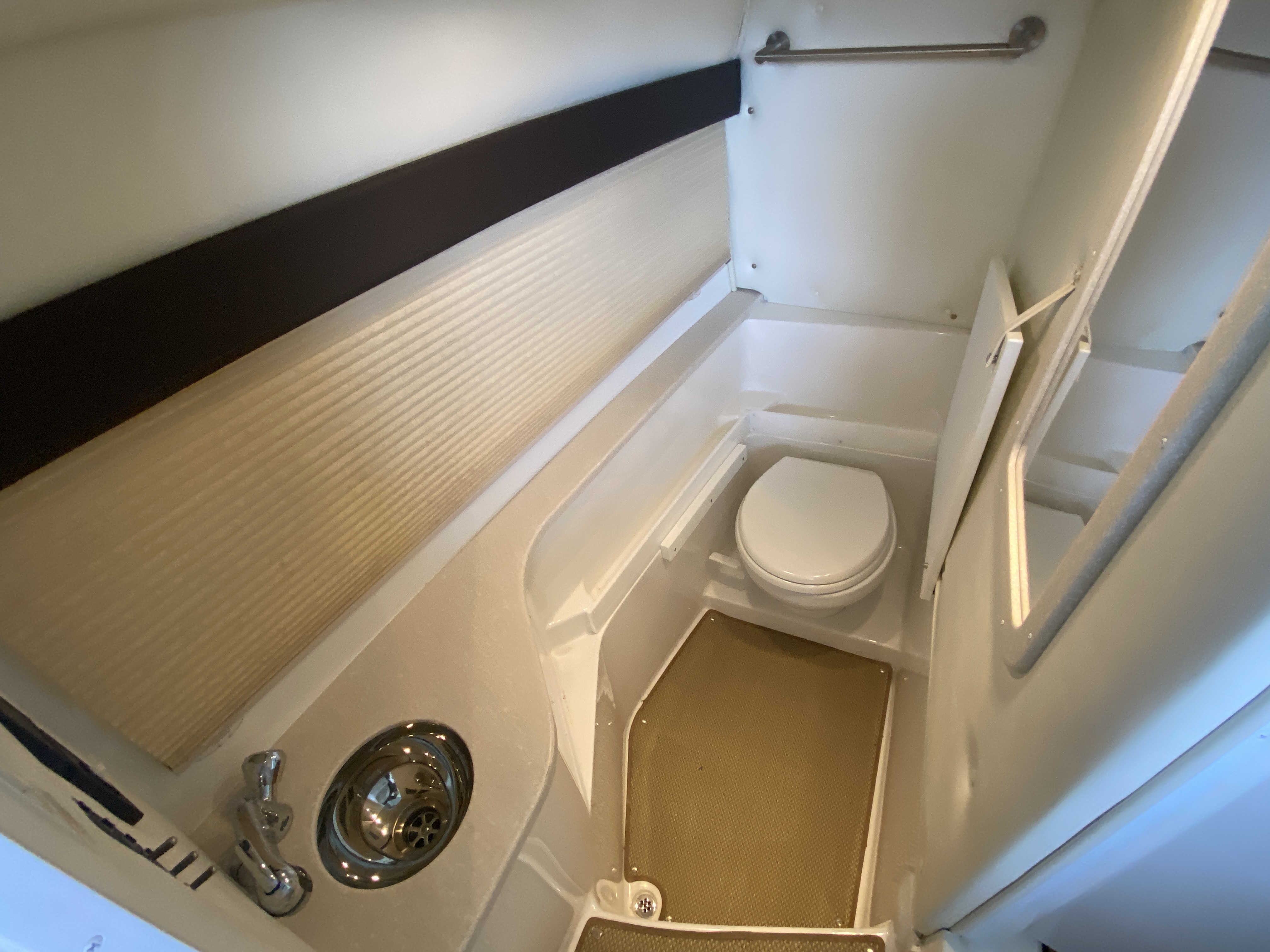 2015 Cobalt 336 - Image 46