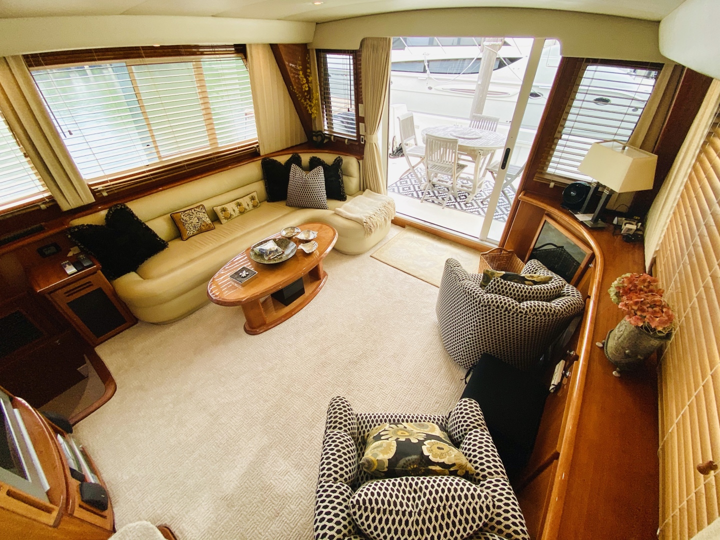 2003 Navigator 5700 Rival - Image 32