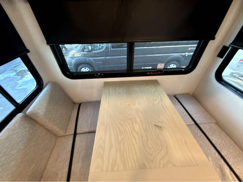 2026 VENTURE RV SPORTTREK 365VFL - Image 9