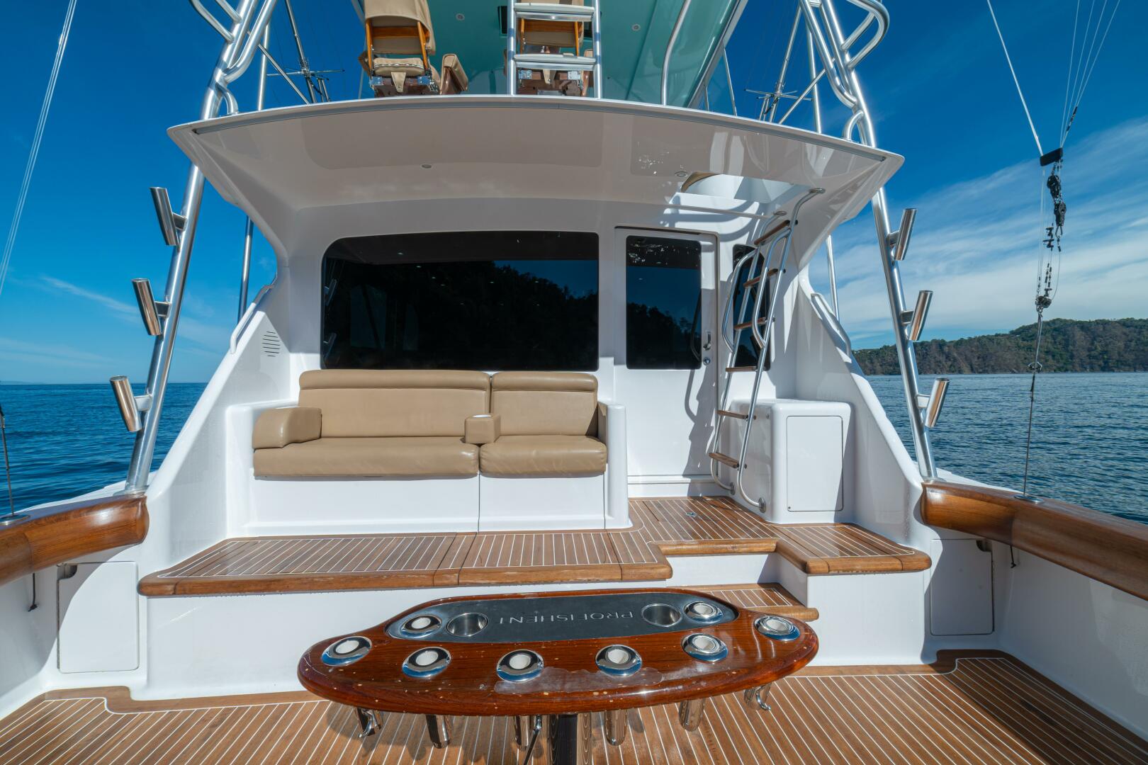 2006 Viking 56 Convertible - Image 19