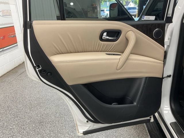 2022 Nissan Armada Utility 4D Platinum AWD - Image 25