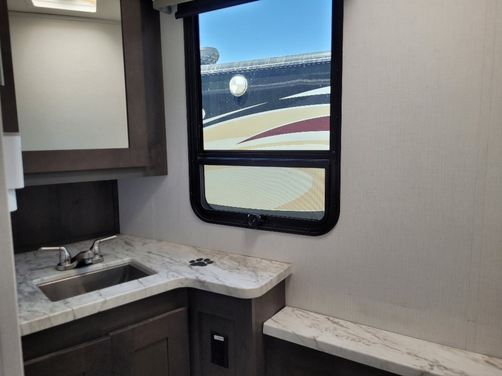 2023 Forest River Georgetown 5 Series GT5 34M5 - Image 13