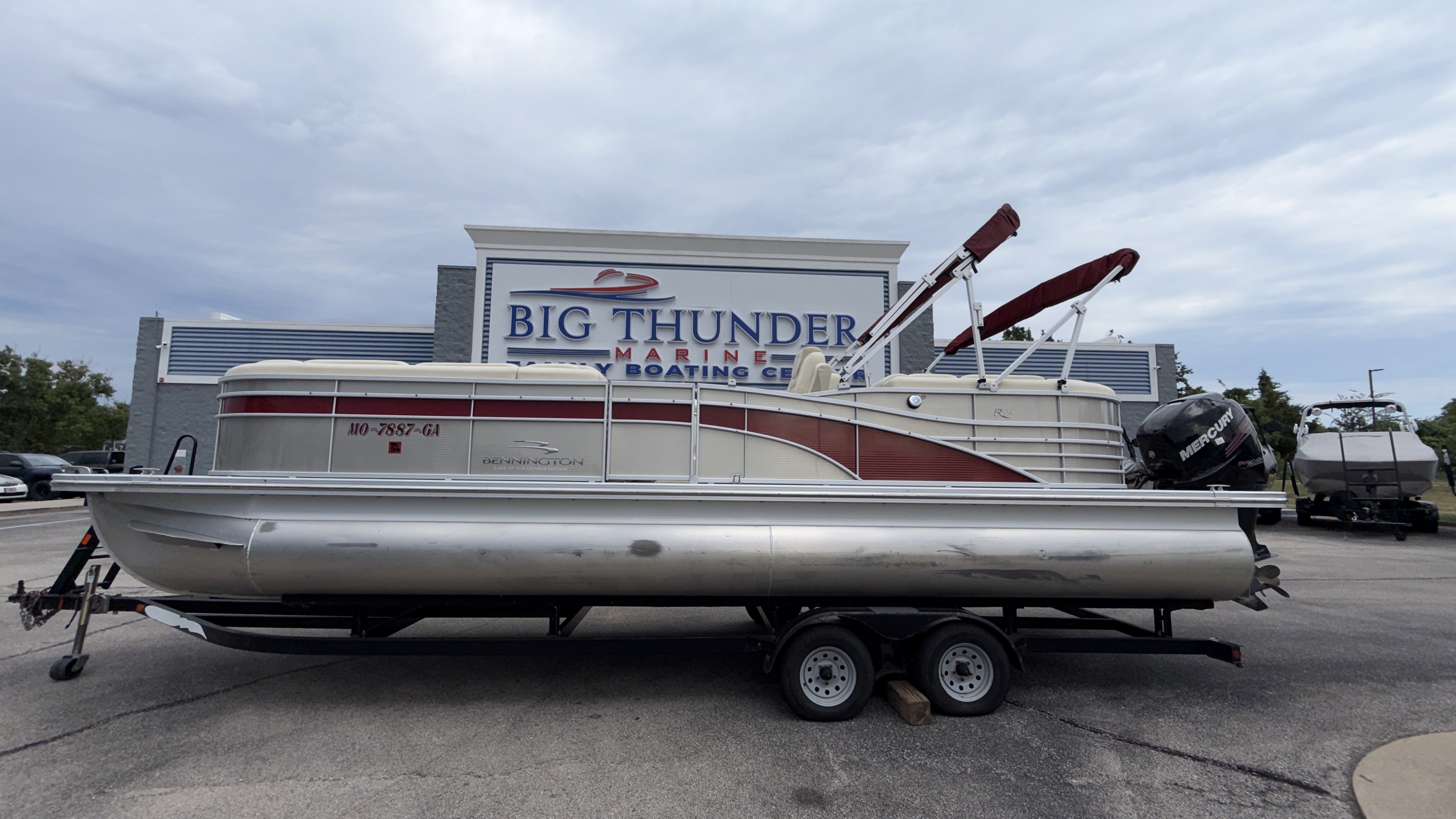 2015 Bennington 2550 RSR - Image 1