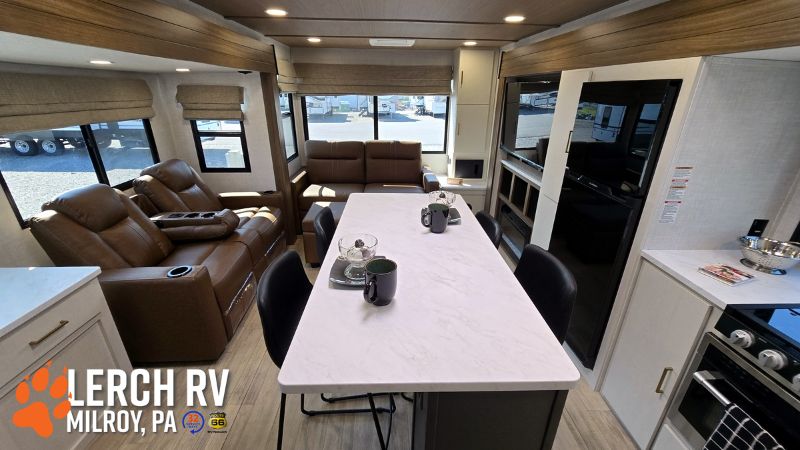 2026 Forest River Vibe 2800RL - Image 12