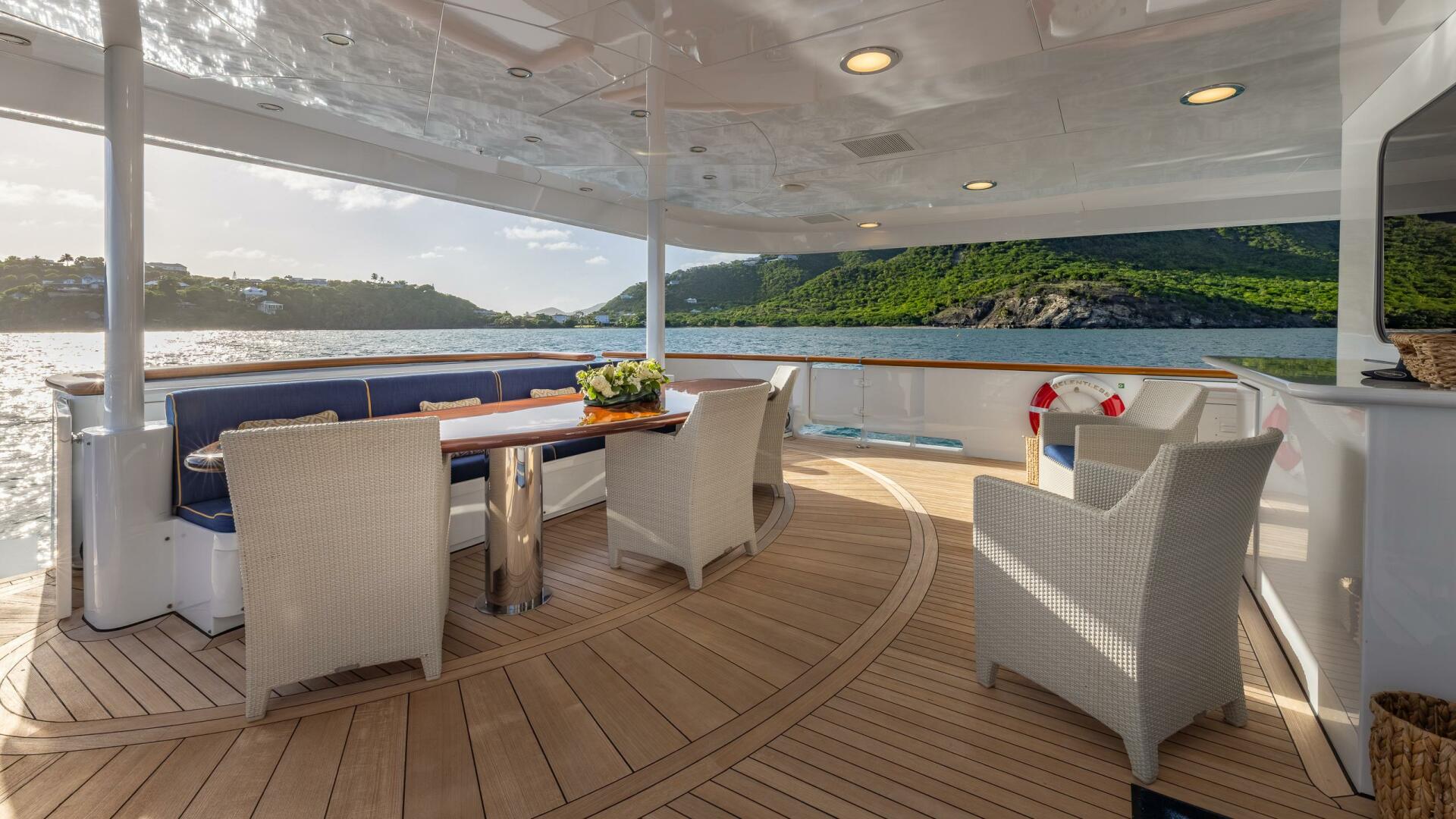 2001 Trinity Yachts Tri-Deck MY - Image 36