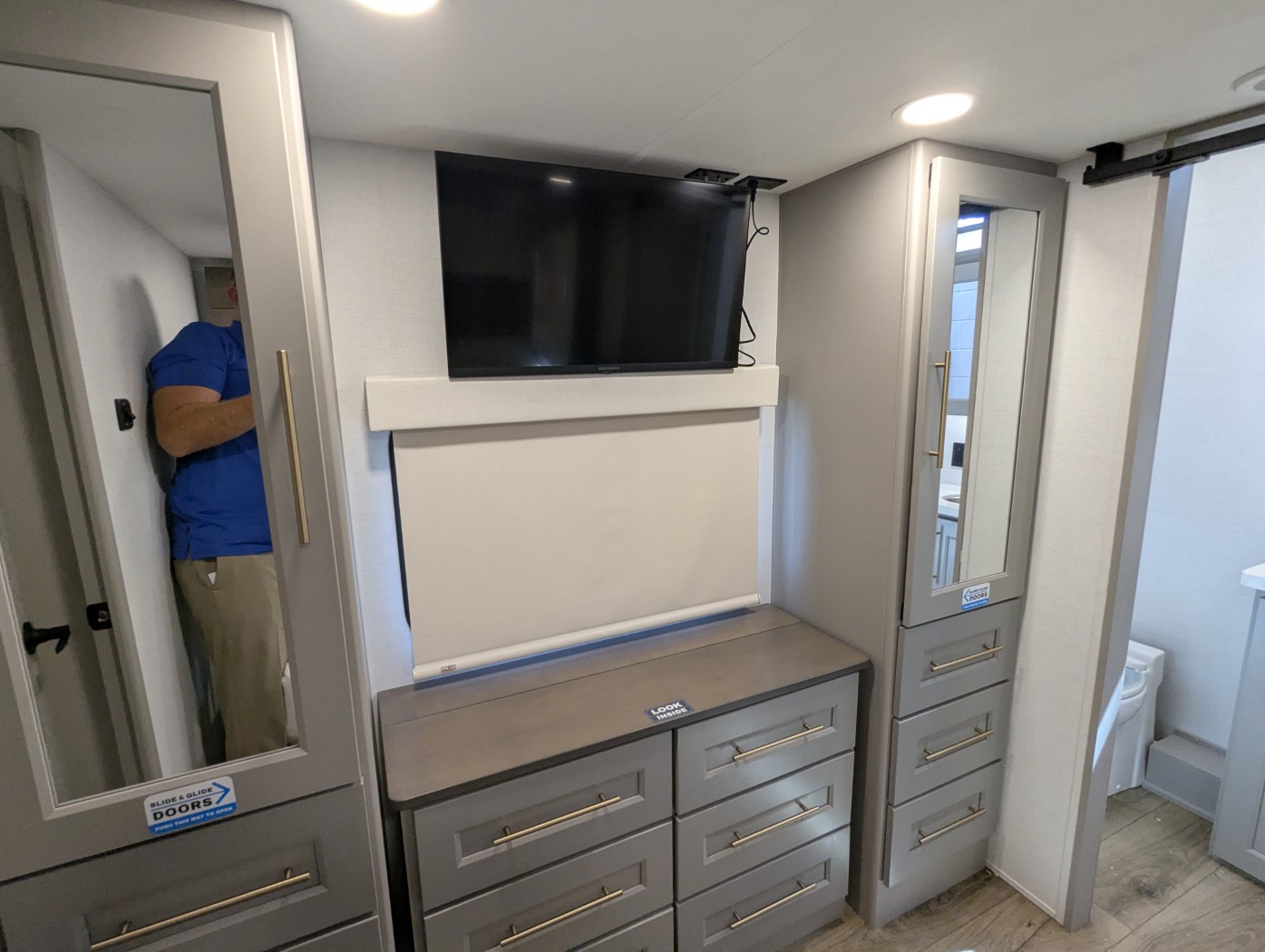 2026 Alliance RV Paradigm 395DS - Image 32