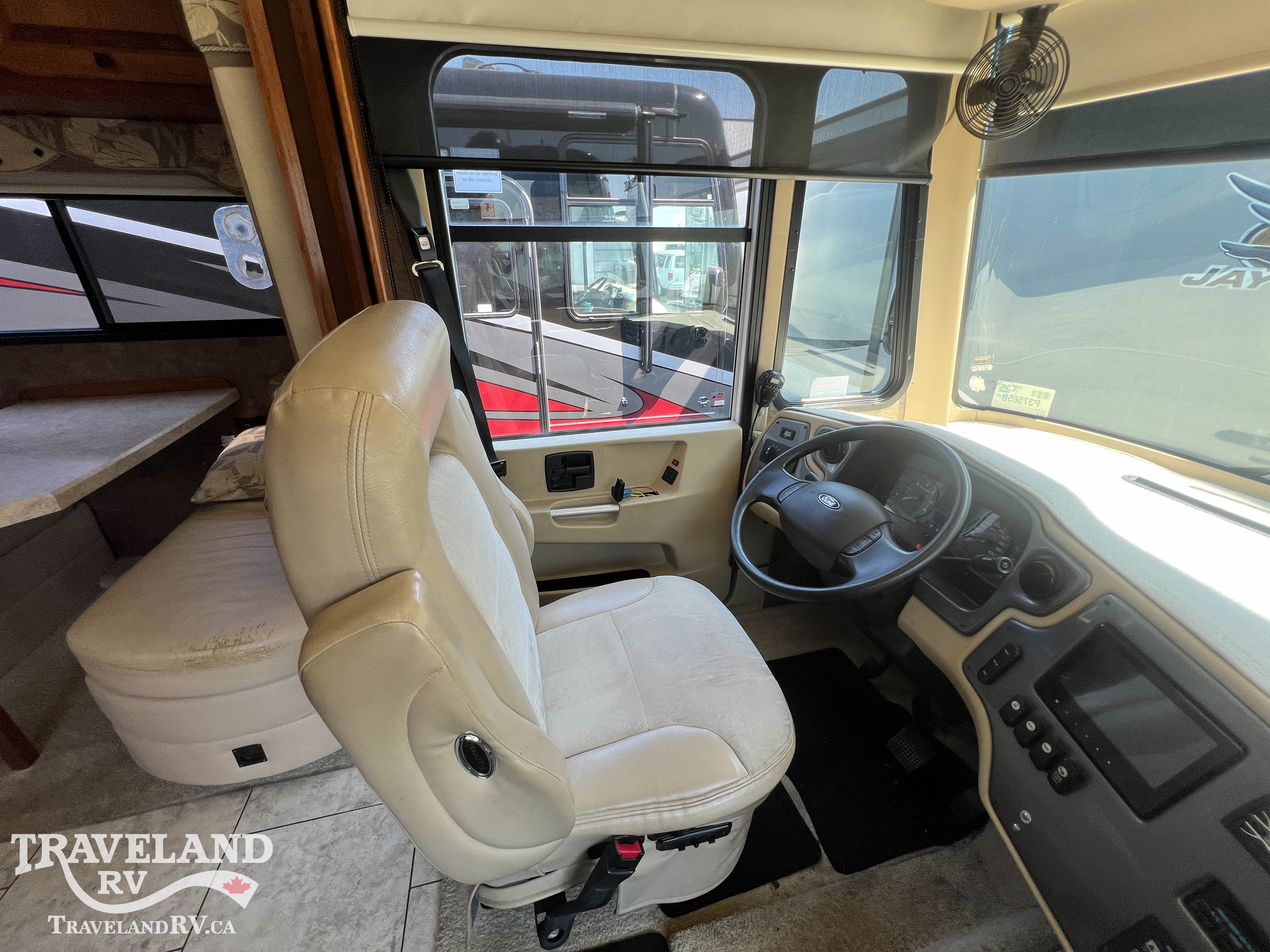 2012 Tiffin Allegro 36 LA - Image 10