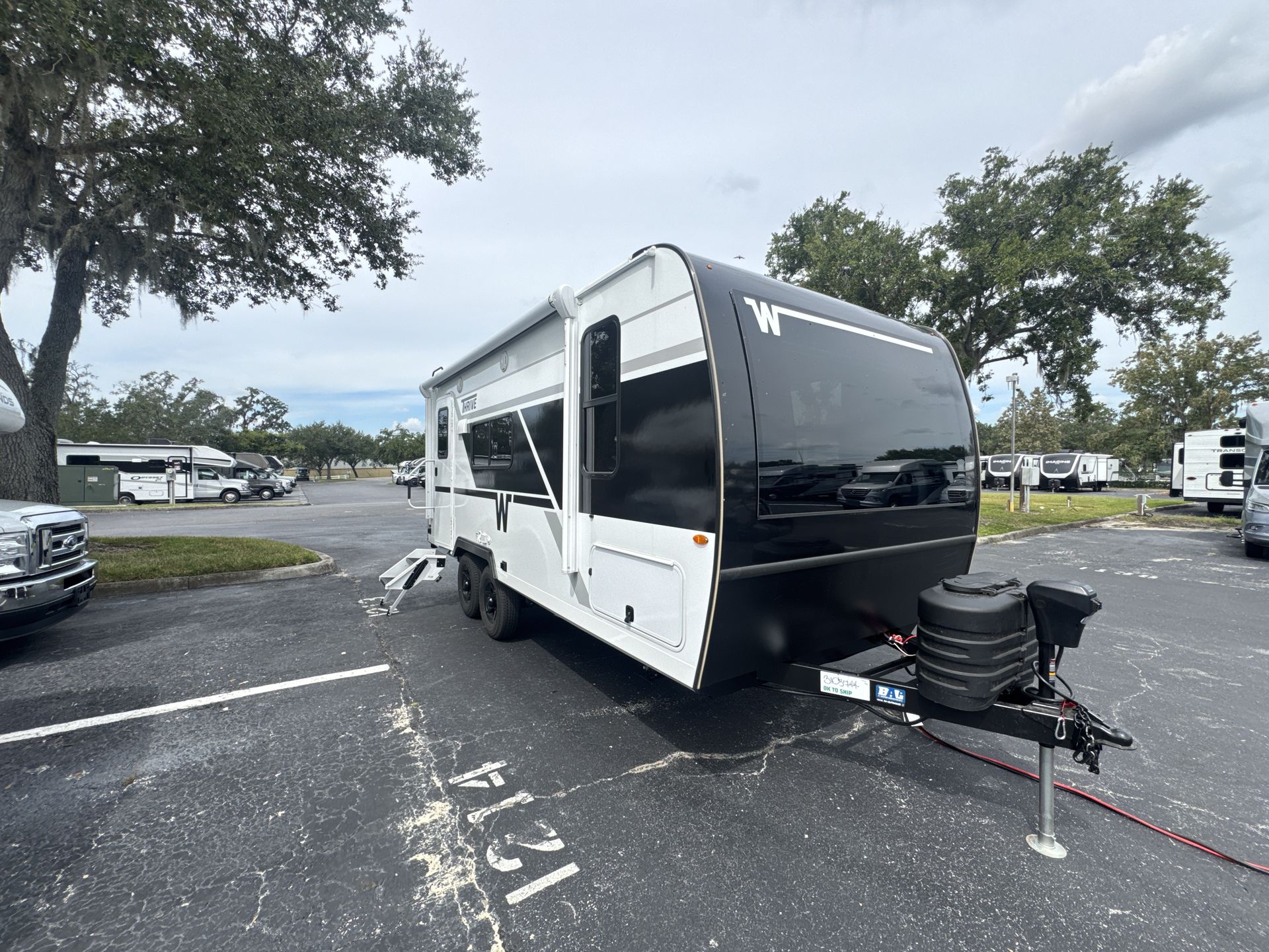 2026 Winnebago Thrive
