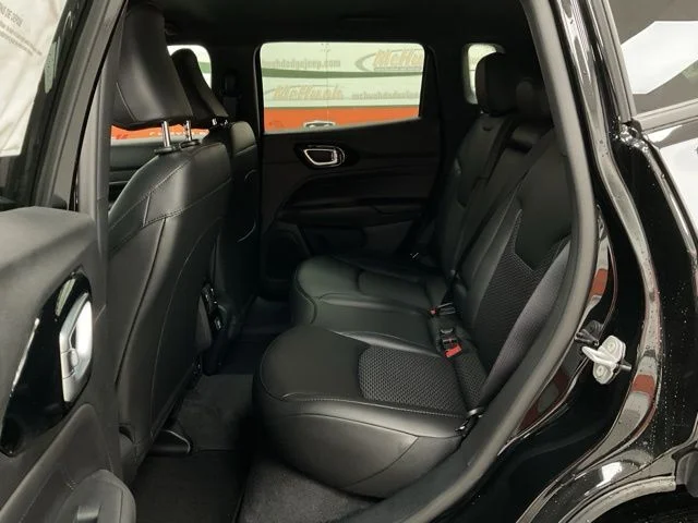 2026 Jeep Compass Latitude Altitude 4x4 - Image 33