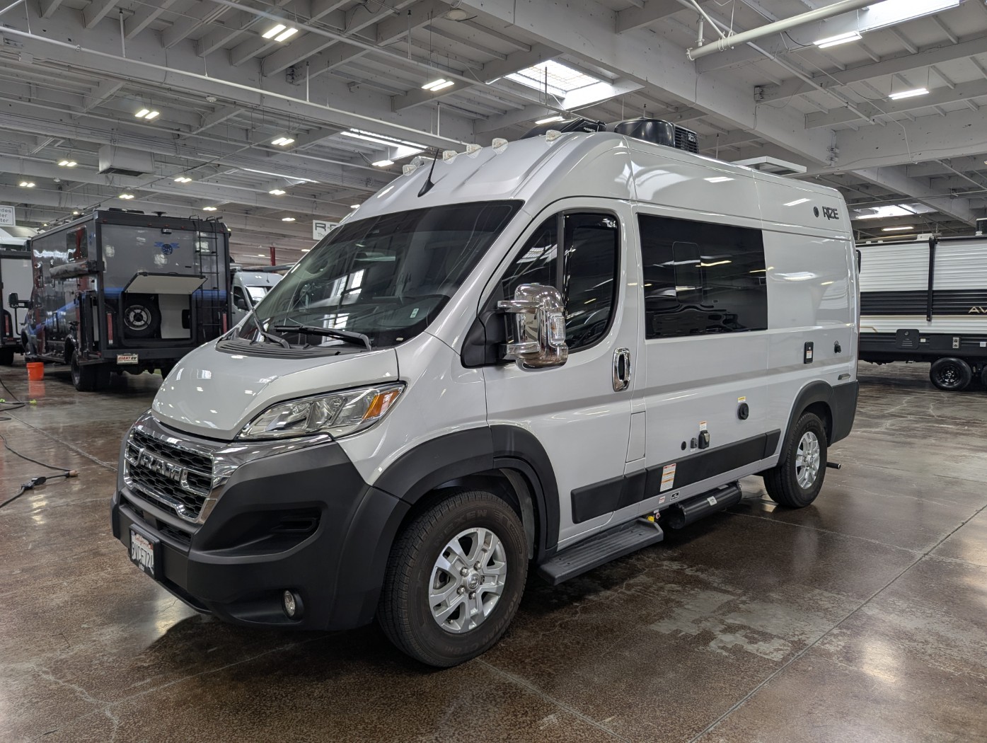 2024 Thor Motor Coach Rize 18M - Image 4
