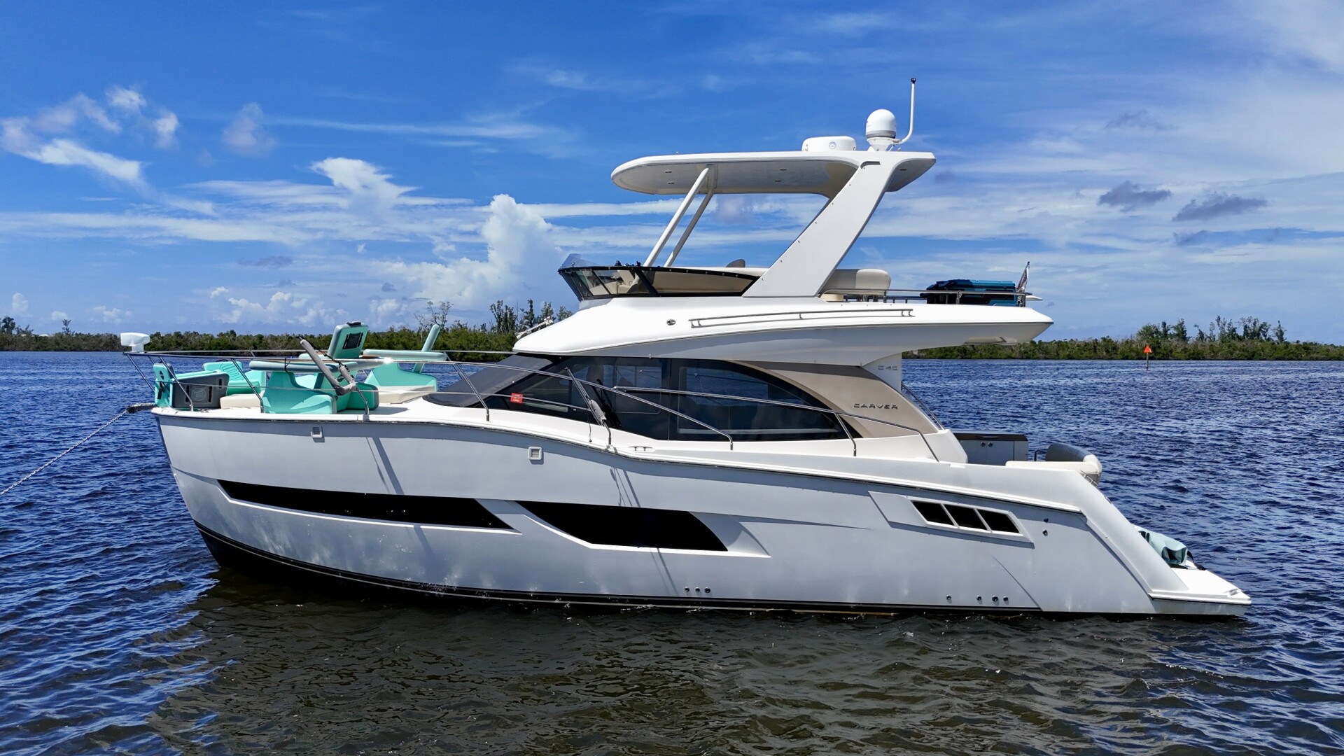 2017 Carver C40 - Image 1
