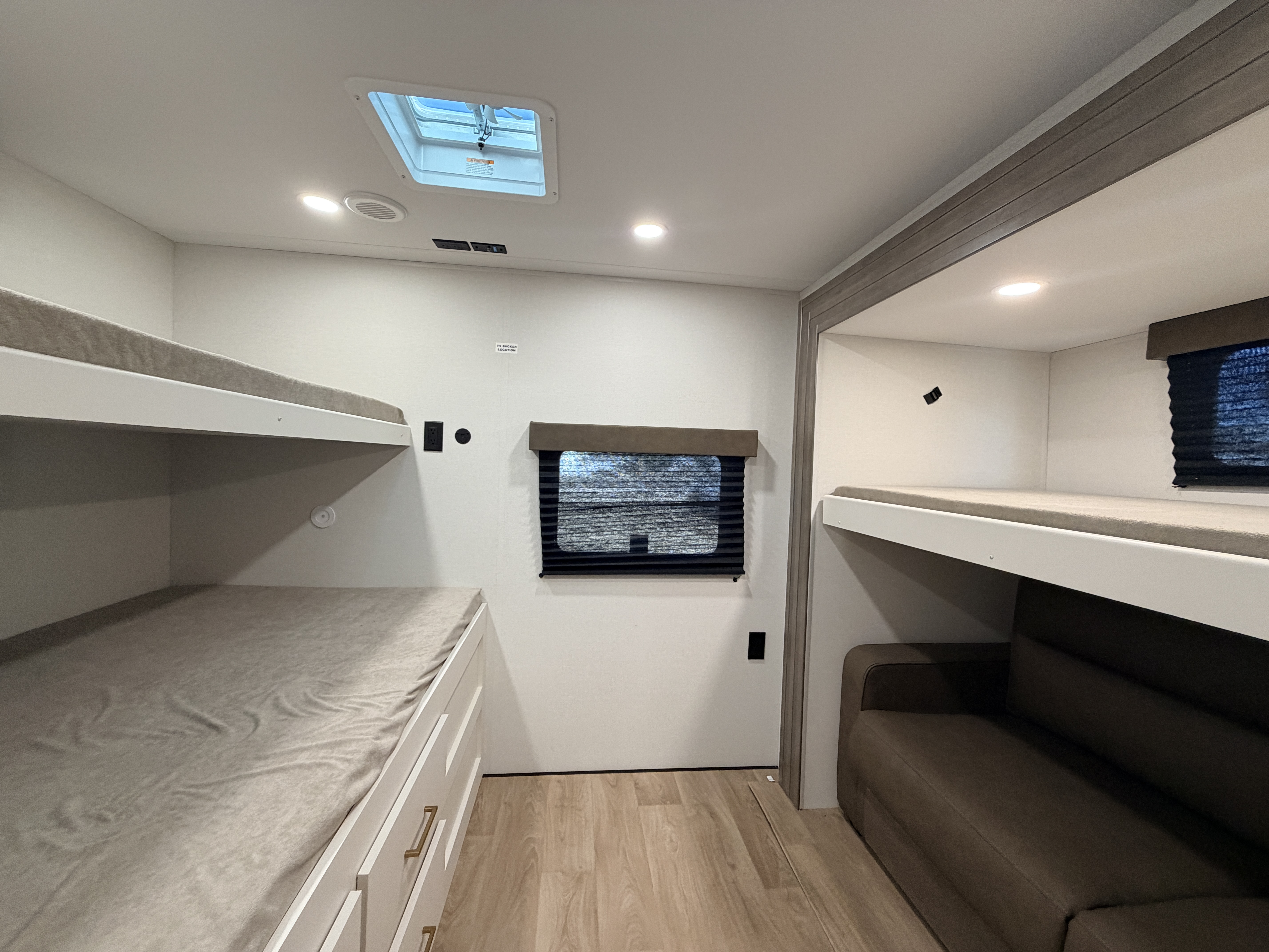 2027 Grand Design Transcend 335BHT - Image 18