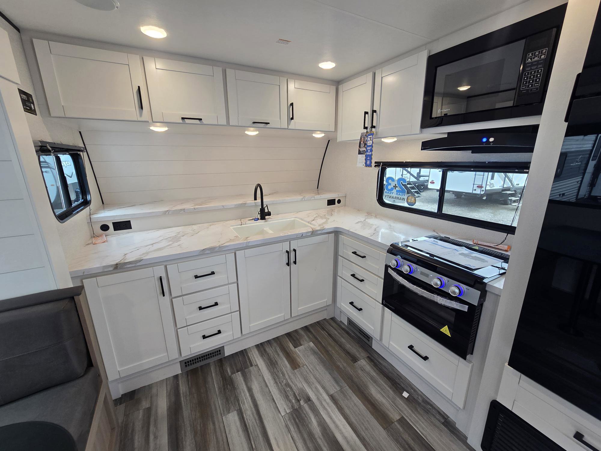 2026 JAYCO JAY FLIGHT SLX 280FKS - Image 12