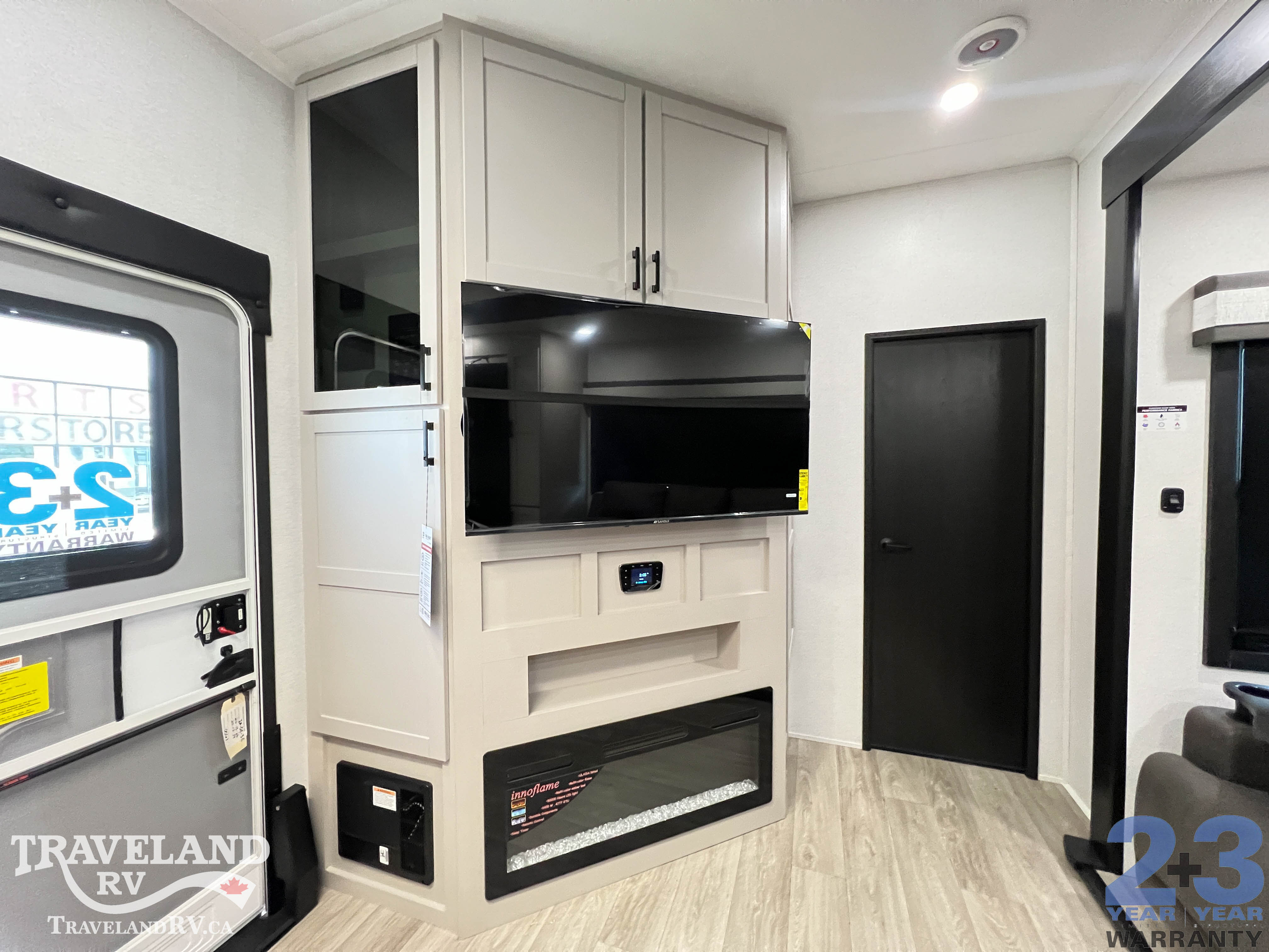 2027 Jayco Seismic 359 - Image 12
