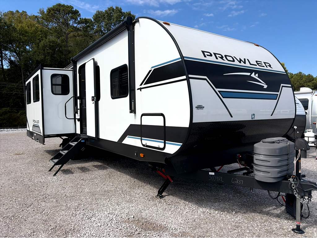 2025 HEARTLAND PROWLER 3009RL - Image 1