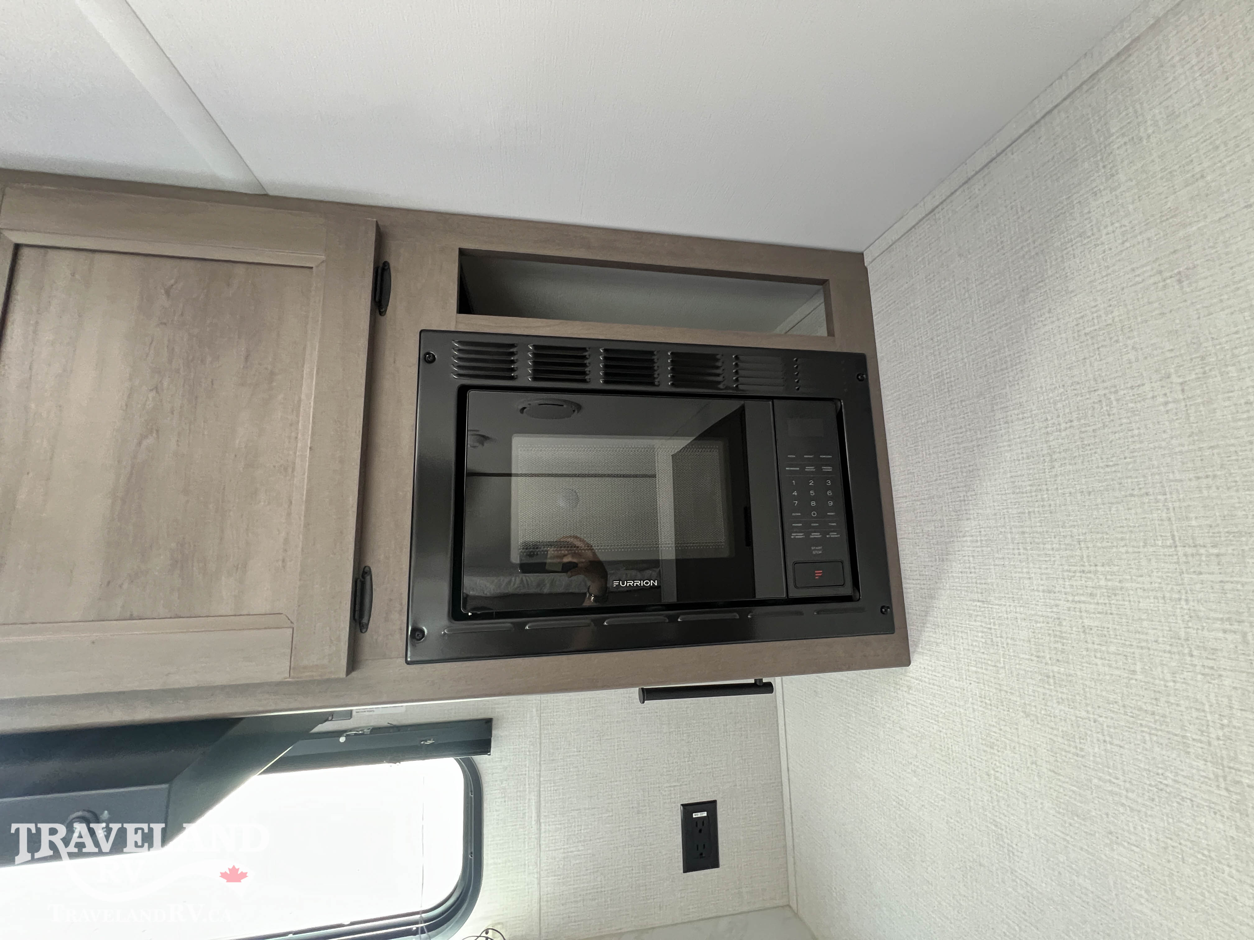2025 Grand Design Transcend ONE 151BH - Image 19