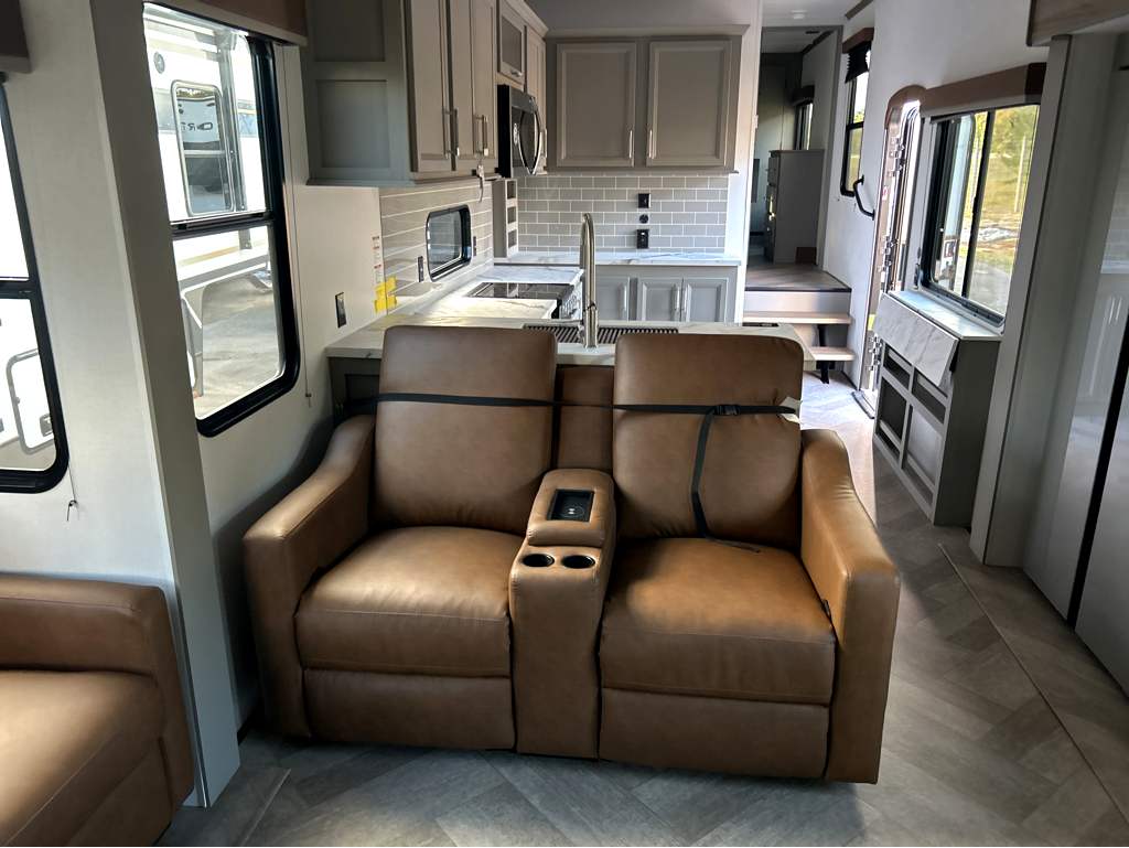 2026 Keystone SPRINTER 3520RDS - Image 16