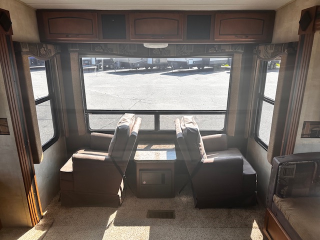 2014 KEYSTONE RV SPRINGDALE 253 REGL - Image 9