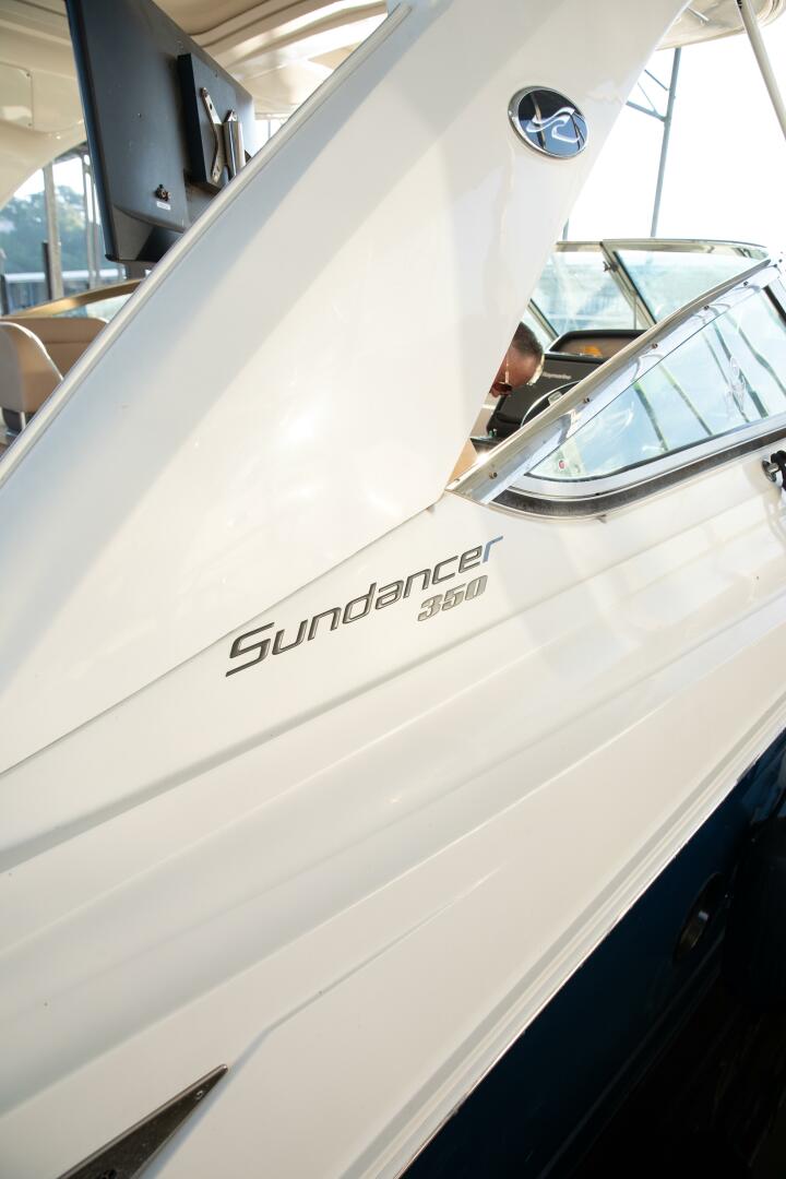 2016 Sea Ray Sundancer 350 - Image 21