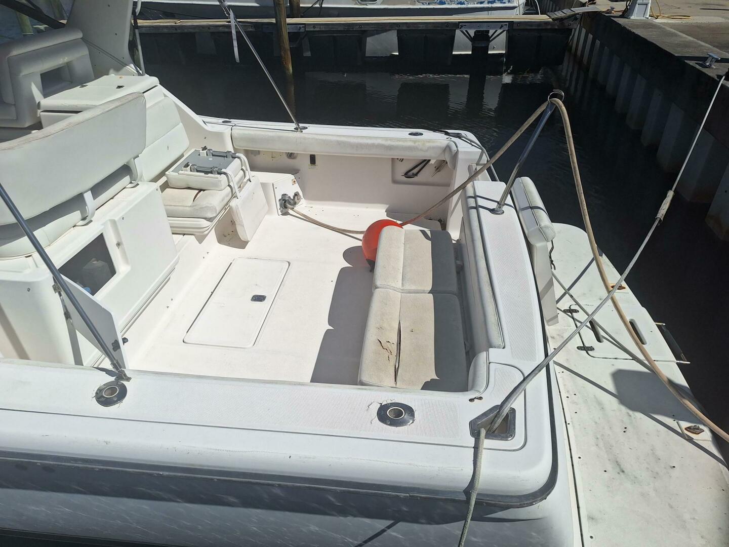 2002 Tiara Yachts 3500 Open - Image 4