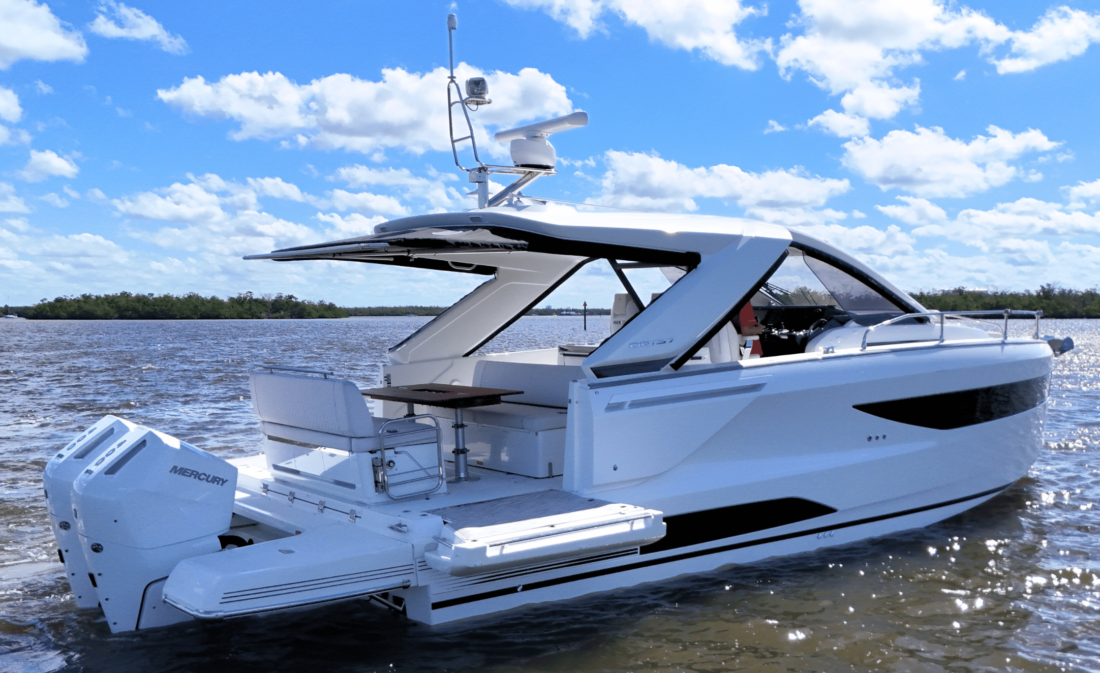 2025 JEANNEAU DB 37 - Image 9