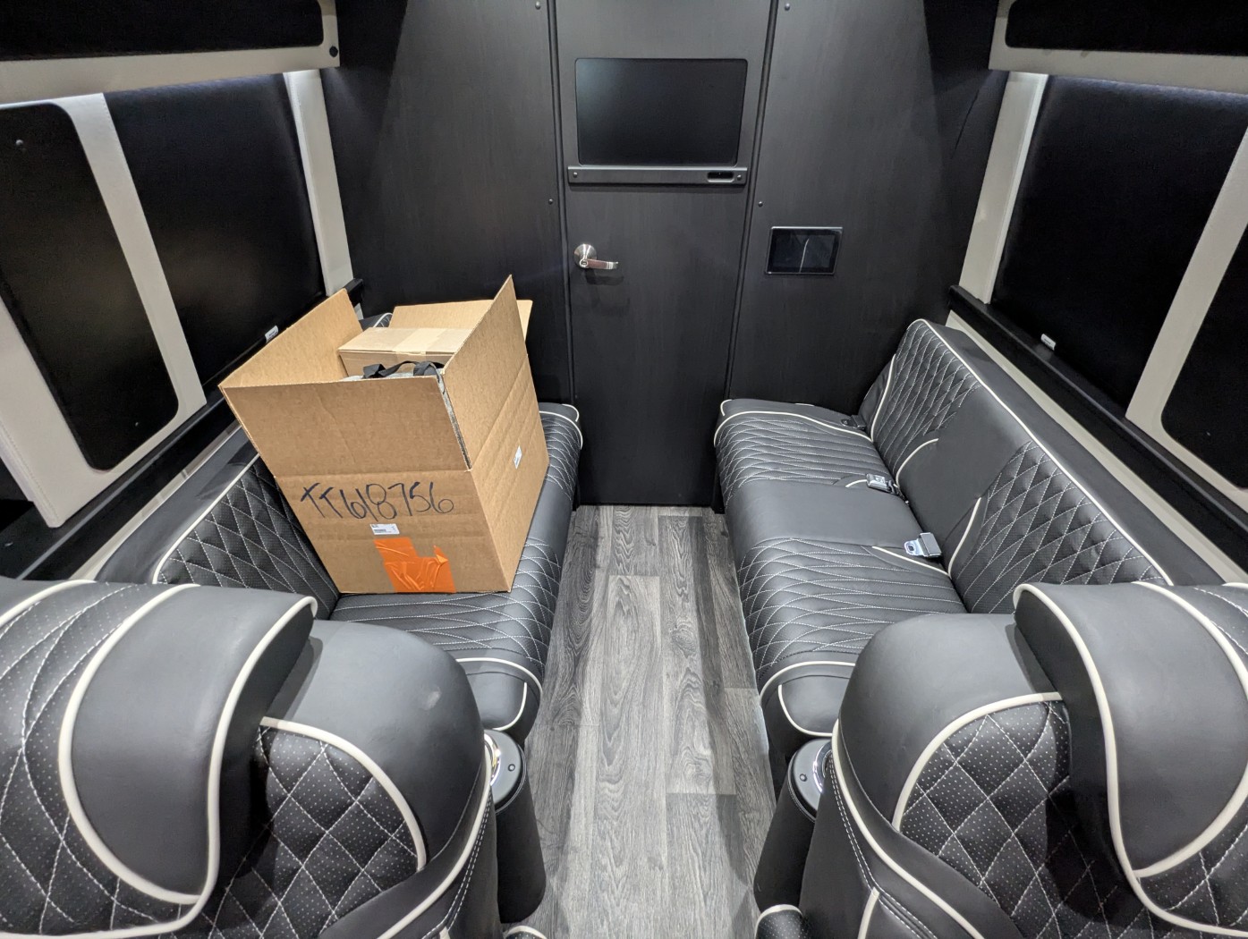 2027 Midwest Automotive Designs Luxe Cruiser - Image 30