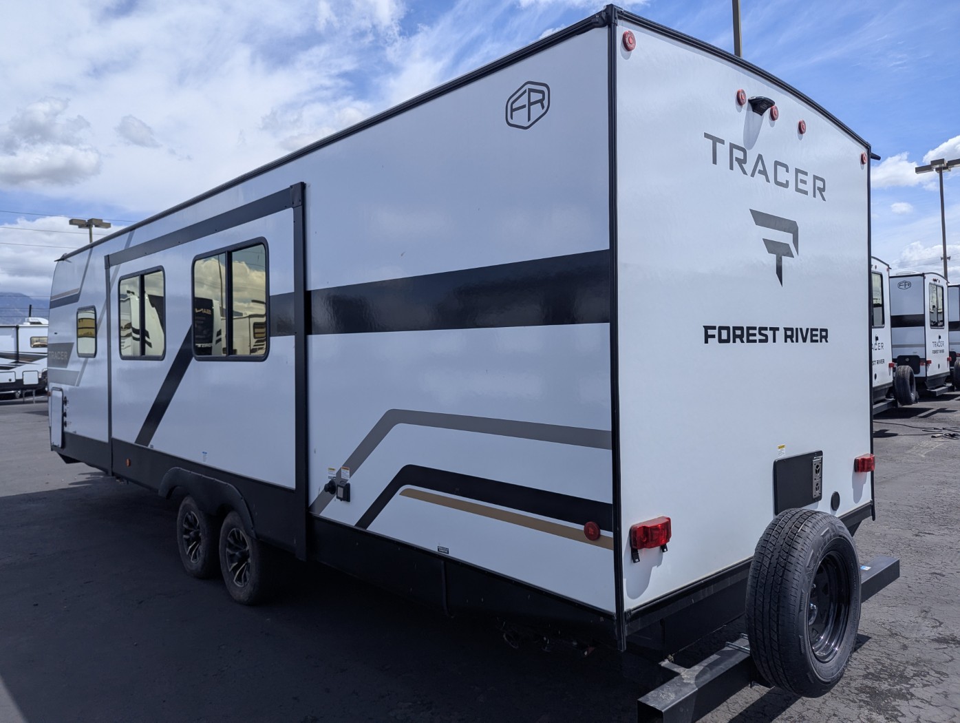 2026 Prime Time Tracer 275BH - Image 4