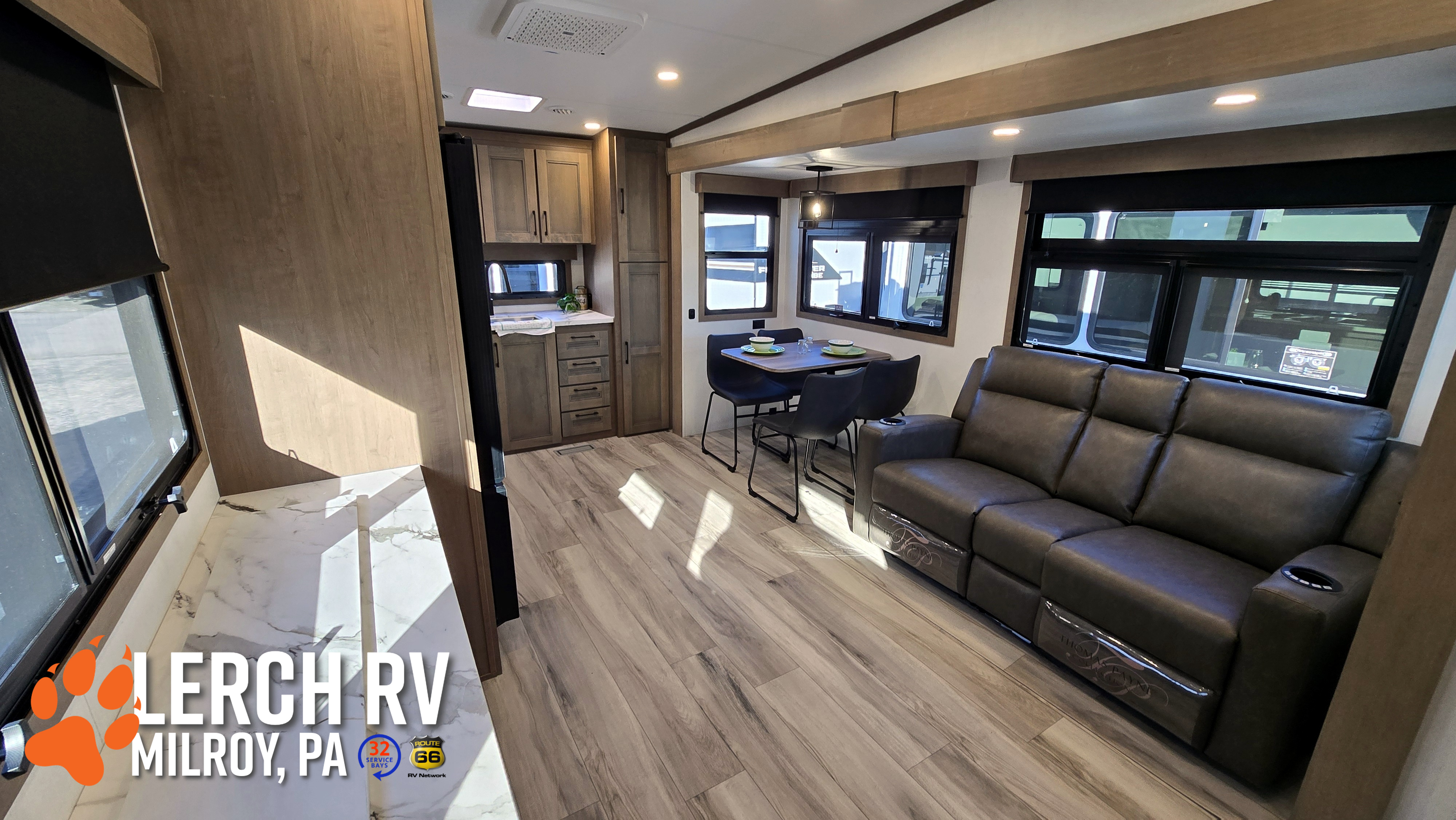 2026 KZ RV Durango HT D240RKD - Image 10