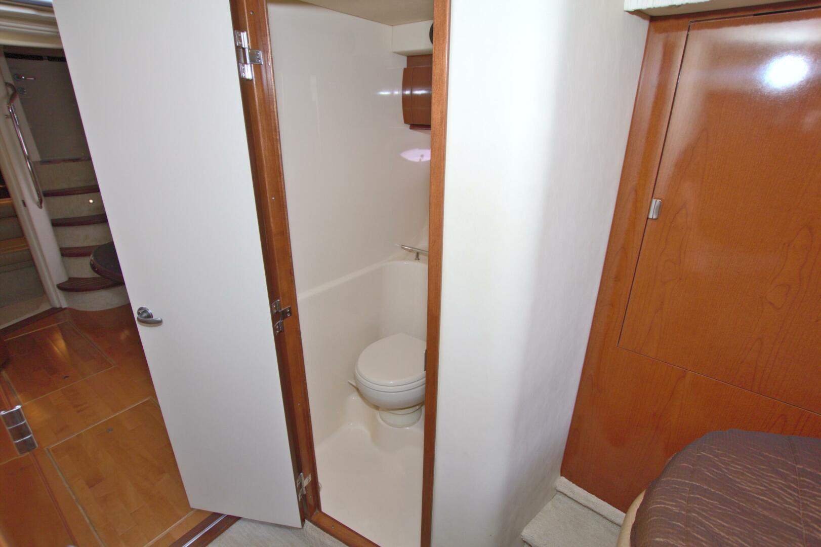 2009 Sea Ray 44 Sundancer - Image 40