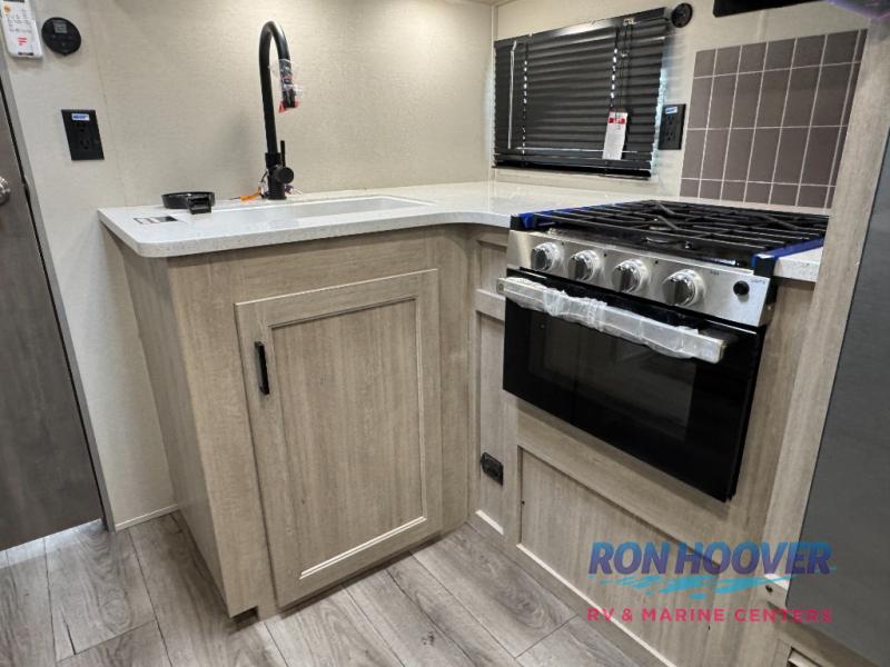 2026 COACHMEN 333DORM - Image 35