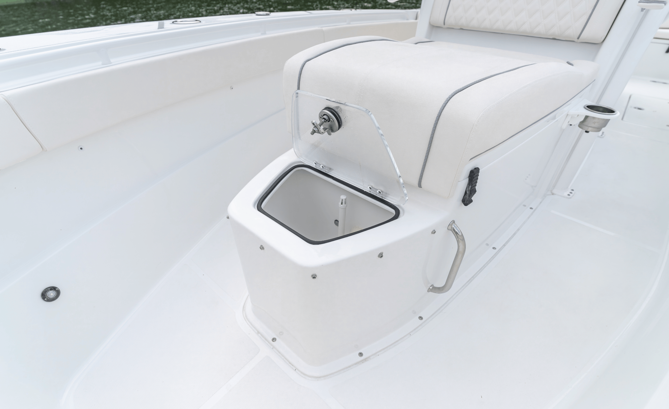2027 SEA HUNT ULTRA 265SL - Image 13