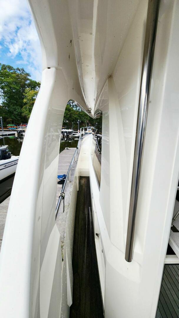 2022 Greenline 40 Hybrid - Image 15